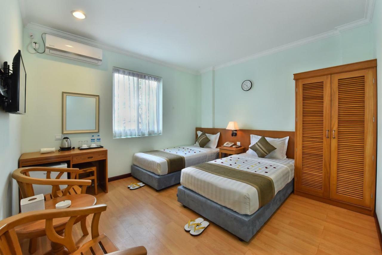 Hotel Sakura Pyinoolwin Pyin Oo Lwin Extérieur photo